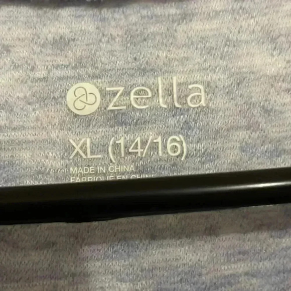 NWOT Zella Sweatshirt Size XL(14/16) - Picture 3 of 8